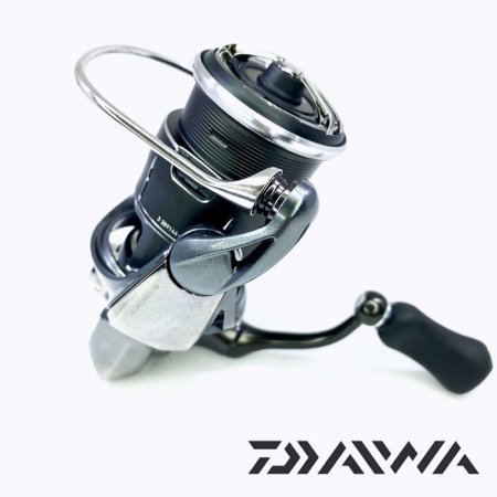 Катушка Daiwa 24 Luvias ST SF 1000S-P