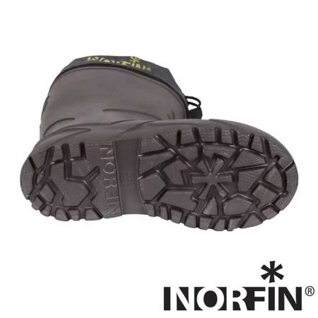 Сапоги зимние Norfin Berings черные 42-43